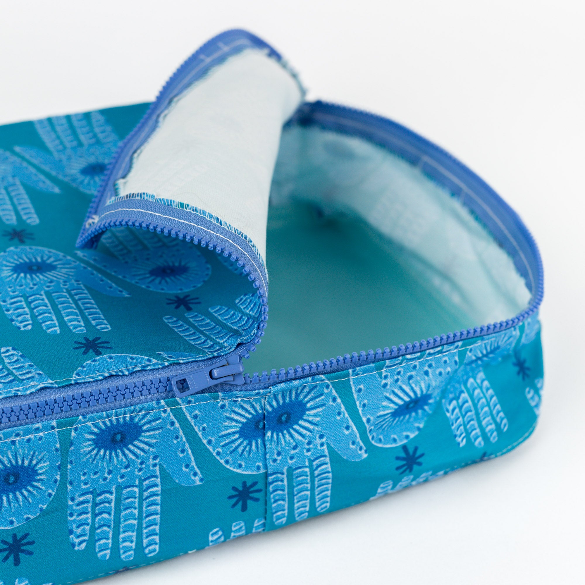 Hamsa Packing Cube in Turquoise & Teal