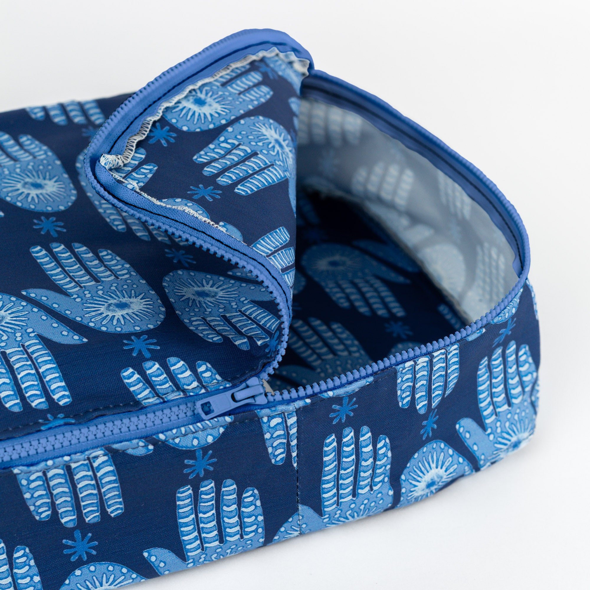 Hamsa Packing Cube in Midnight