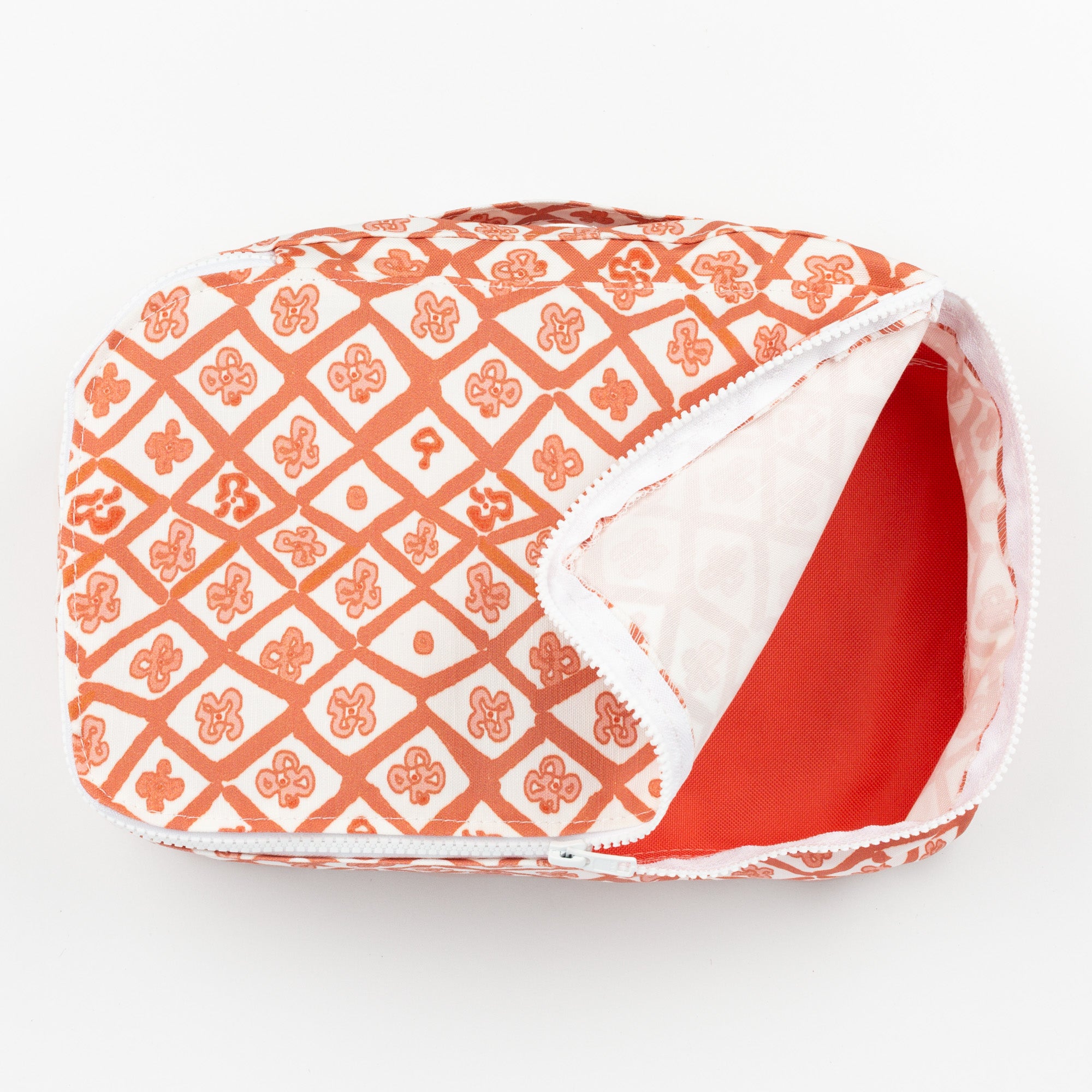Picasso Trellis Packing Cube in Coral