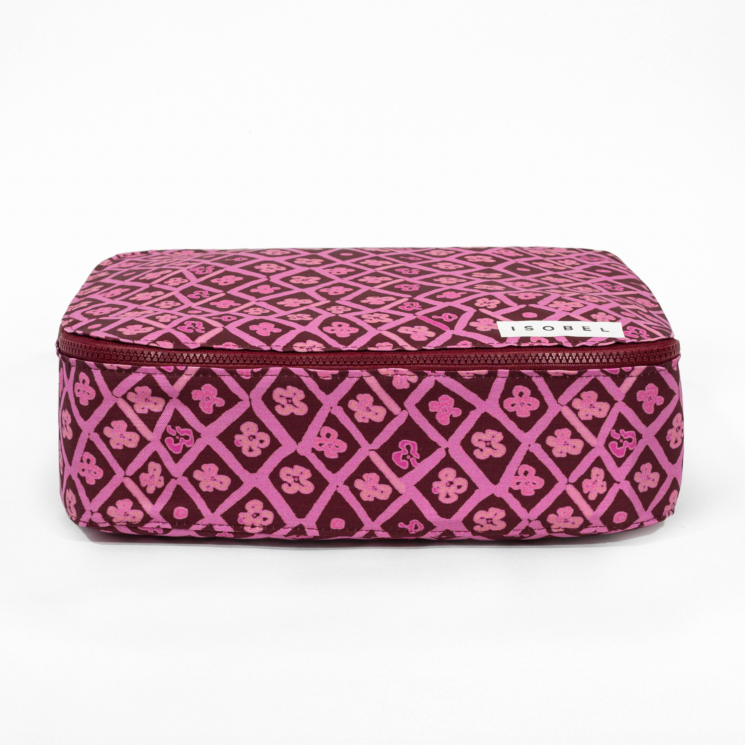 Picasso Trellis Packing Cube in Merlot