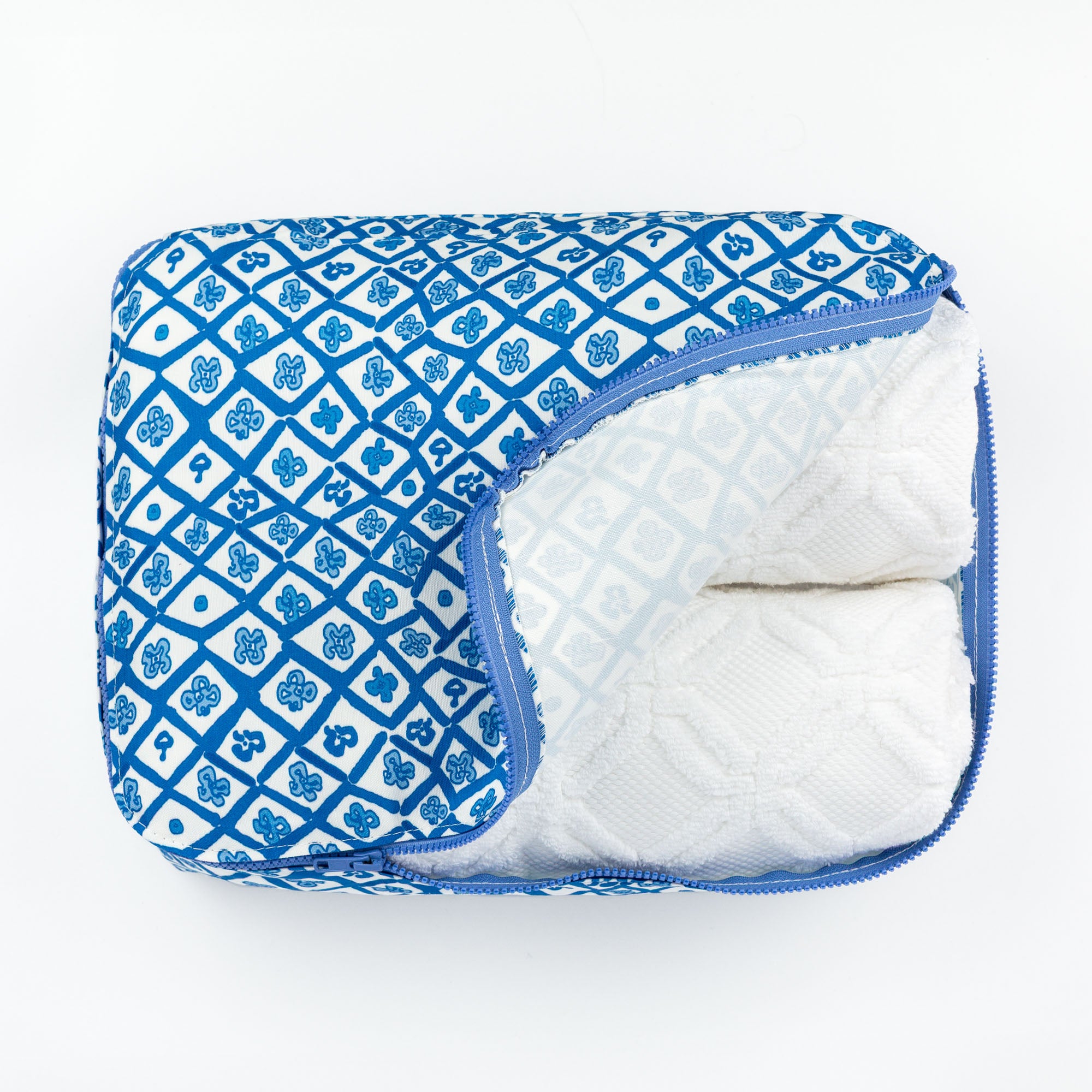 Picasso Trellis Packing Cube in Cobalt