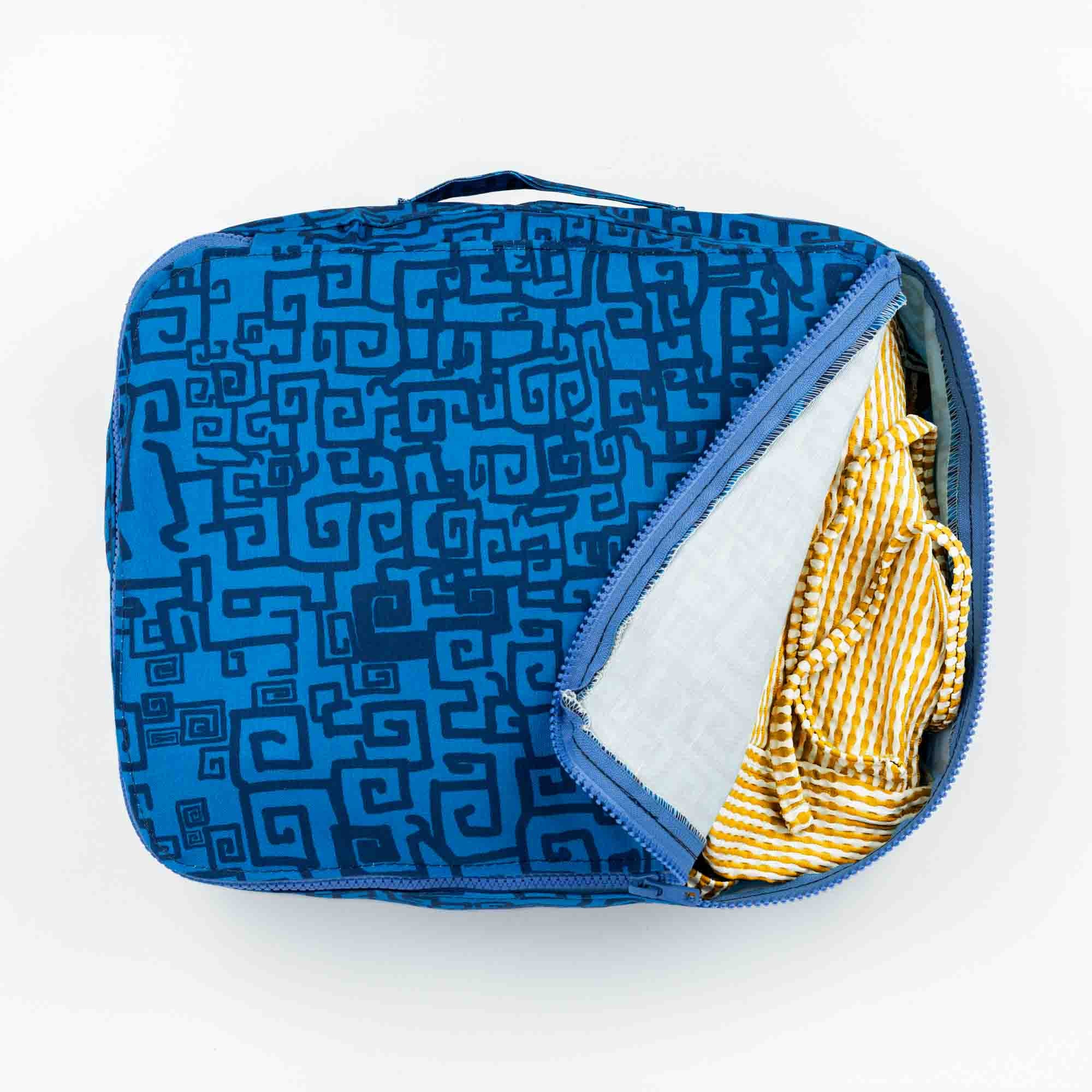 Grecian Grid Packing Cube in Midnight